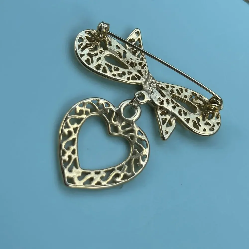 Vintage Filigree Heart and Bow Dangle Brooch – Gold Tone Fashion Jewelry